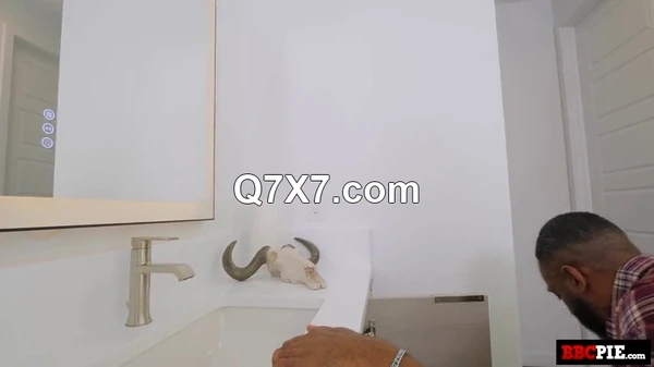 BBCPie 24 12 28 Camilla Cream Big Dick Handyman XXX 480p MP4-XXX [XC]
