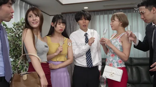 [FHD] SW-982 夫婦交換スワッピングパーティー！奥手な若夫婦がヤリマン＆ヤリチン夫婦にSEXの新しい快楽を垂らし込まれました