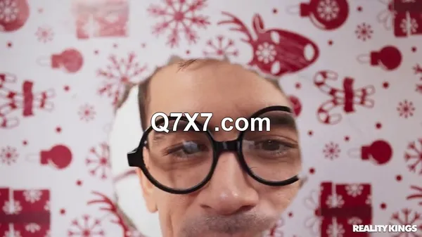 LilHumpers 24 12 24 Martina Smeraldi A Christmas Surprise From My BFs Roommate XXX 480p MP4-H264