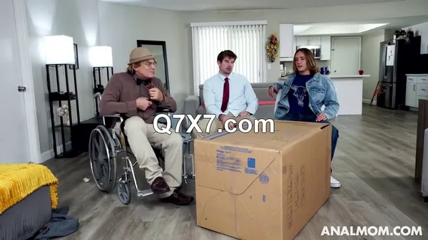 AnalMom 24 12 21 Rebel Rhyder XXX 480p MP4-HEVC