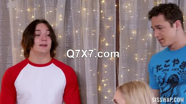 SisSwap 24 05 27 Khloe Kingsley And Stella Luxx Prom Queens At Home XXX 480p MP4-H264
