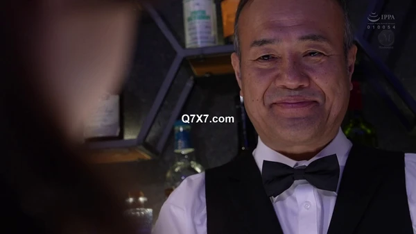 [1080p]JUQ-977 密着セックス ～深夜のバーで店長と密会不倫を重ねた私～ 武藤あやか