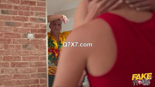 [720p]FakeHostel 25 05 14 Mar Bella XXX MP4-HEVC
