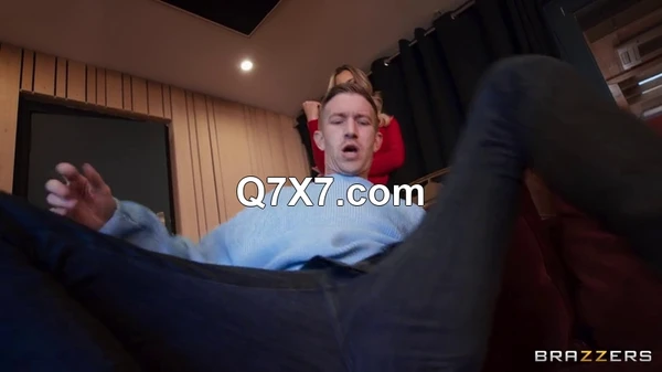 BrazzersExxtra 25 05 14 Kenia Music The Vocal Voyeur XXX 480p MP4-H264