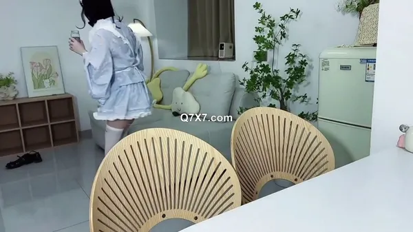 [1080p][萌崽儿]- 假期在家的姐弟乱伦禁忌 迷晕姐姐下手为强被肉棒征服淫叫连连 内射中出流出浓浓精液阴蒂都肿了