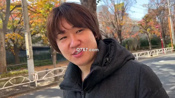 [1080p]maan-1074 早朝に男を喰い漁る散歩系配信者！介抱するふりして顔面騎乗位をかます！Ria 24歳 配信者