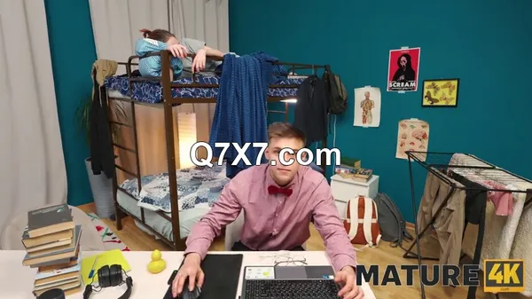 Mature4K 25 04 06 Mimi Schwarz XXX 480p MP4-H264
