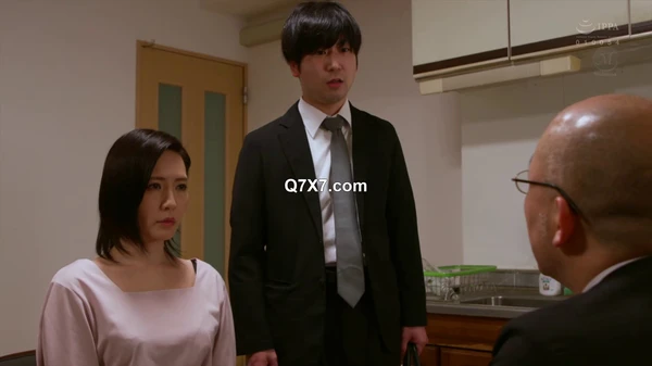 [1080p][HD 中文字幕] JUQ-378 已婚秘书～充满汗水与亲吻的总统办公室中出性爱～技术与身材完美…麦当娜最佳新人登场。冲宫奈美