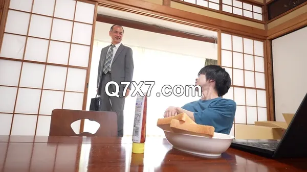 桜ちなみ - 合計10発！親の再婚でできた義妹が処女で、だらしないけどエロい僕を突きまくって中出しまでしてくれた [FJIN-049] (小松セブンティーン FunCity 妄想族) 2024 DVDRip