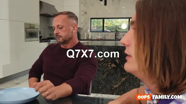 OopsFamily 24 11 29 Coco Lovelock Sugar Family 1 Cock Tastes Better Than Cake XXX 480p MP4-HEVC