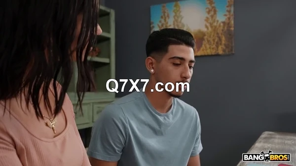 MomIsHorny 24 11 29 Venus Valencia XXX 480p MP4-H264