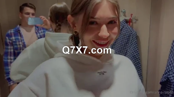 OnlyFans - Anna Ralphs - Went Shopping And Forgot Money