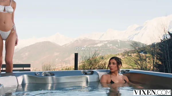 [1080p]Vixen 24 11 22 Gianna Dior And Vanessa Alessia XXX MP4-NBQ