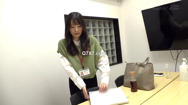 [1080p]SDJS-267 太ももハラスメントSOD女子社員13名ももコキ特化！柔らかく大きな健康的《太もも》による包み込み締め付け刺激「見えてもおかしくない太ももにコスるだけだから恥ずかしくないでしょ？」