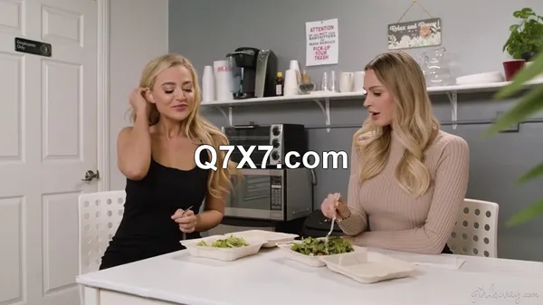 GirlsWay 24 04 18 Emma Hix And Blake Blossom XXX 480p MP4-H264