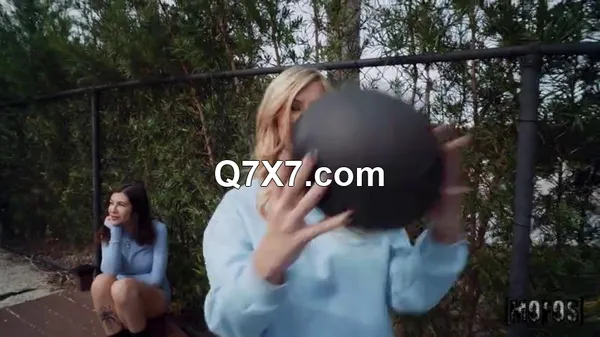 LetsPostIt 24 04 17 Ellie Tay Hottie Loves Balling And Teasing XXX 480p MP4-H265