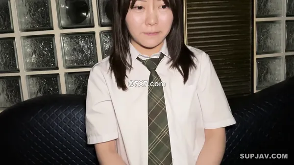 [1080p]326MGK-015 穢れを知らない美少女に中出し2発 10代最後の夏の日に処女喪失