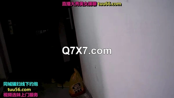 迷奸睡奸系列剧情演绎小美人被掐晕过后被各种玩弄，吃奶子，大鸡巴插逼，猛操一顿，巨爽无比
