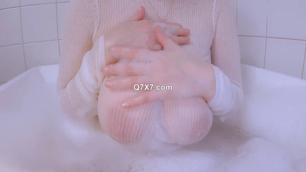 [1080p][國產影片] ❤️ ❤️ 巨乳爱好者，G罩杯大奶白又嫩，油光程亮，浴缸湿身，狂撸大鸡巴乳交，夹着套弄，看着就很爽[939MB/MP4/25:02][可能含有廣告，請預覽後下載]