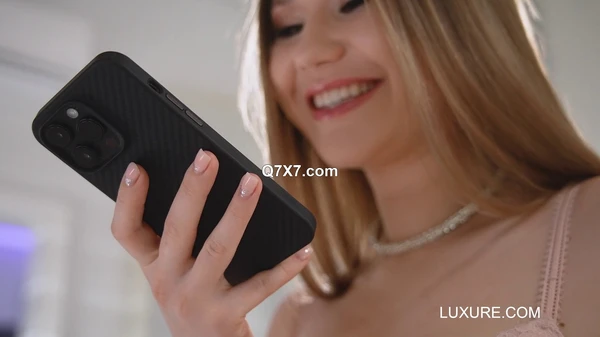 [1080p]Luxure 23 12 08 Amalia Davis XXX MP4-NBQ