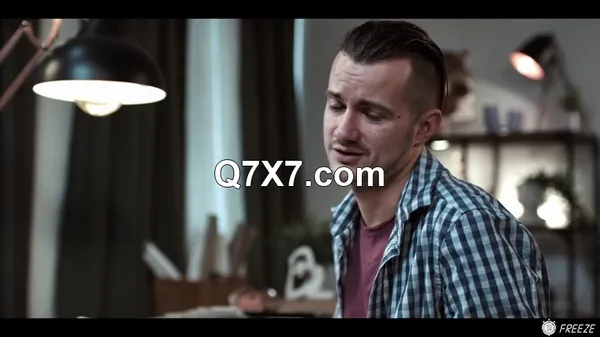 Freeze 24 11 01 Black Angel And Sam Bourne The Art Model XXX 480p MP4-HEVC