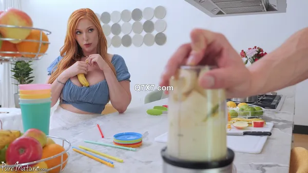[1080p]PureMature 24 11 13 Lauren Phillips Banana Smoothie XXX MP4-H264