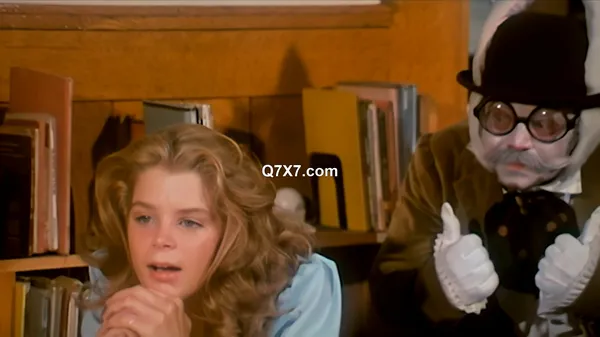 [1080p]Alice in Wonderland [Arrow Productions HD] (1976) HD Split Scenes