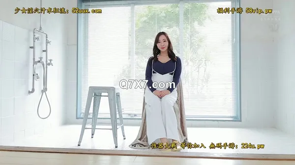 [720p]JUQ-555[破解版]魔性の色気、愛に飢えたIカップ-。 大型新人 実浜みき 34歳 AV DEBUT