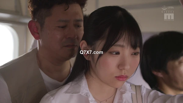 [1080p]MIDV-905 電車で通勤中の押しに弱い巨乳OLを囲い込み集団痴● 嫌がるデカパイ揉みまくり身動き奪ってザーメンぶっかけ輪● 百田光希
