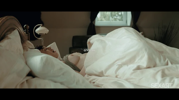 [4k]SexArt 24 10 30 Olive Glass Under The Blanket XXX(4K) MP4-H264