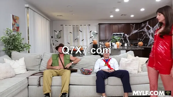 AskYourMother 24 10 25 Lana Smalls And Savanah Storm XXX 480p MP4-HEVC