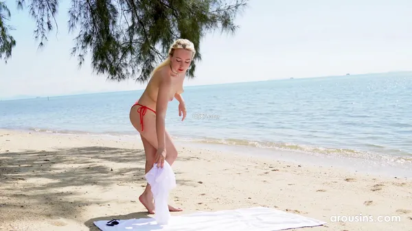 [4k]Arousins 24 10 18 Ann Joy Naked Sunbathing On A Peaceful Beach XXX-4K MP4-VSEX
