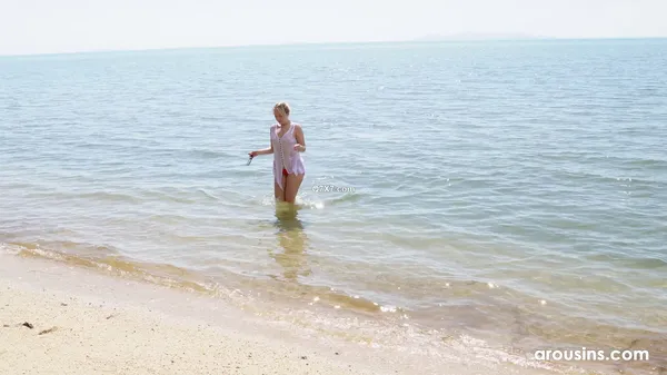 [4k]Arousins 24 10 18 Ann Joy Naked Sunbathing On A Peaceful Beach XXX-4K MP4-VSEX