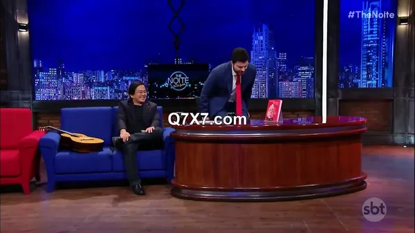 [720p]The.Noite.com.Danilo.Gentili.2024.10.14.WEB.x264-Skylane77.mp4