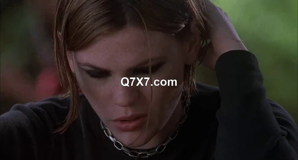 The.Faculty.1998.BluRay [YTS]