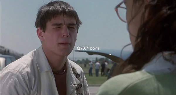 The.Faculty.1998.BluRay [YTS]
