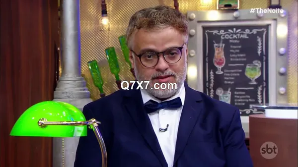 [720p]The.Noite.com.Danilo.Gentili.2024.10.10.WEB.x264-Skylane77.mp4