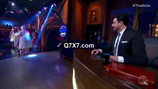 [720p]The.Noite.com.Danilo.Gentili.2024.10.10.WEB.x264-Skylane77.mp4
