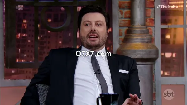 [720p]The.Noite.com.Danilo.Gentili.2024.10.09.WEB.x264-Skylane77.mp4