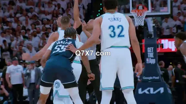 [720p]Starting 5 S01 NF 720x264 - BADRIPS