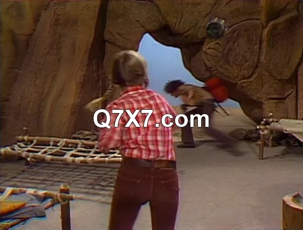 The Land of the Lost (Complete TV series in MP4 format) [Lando18]