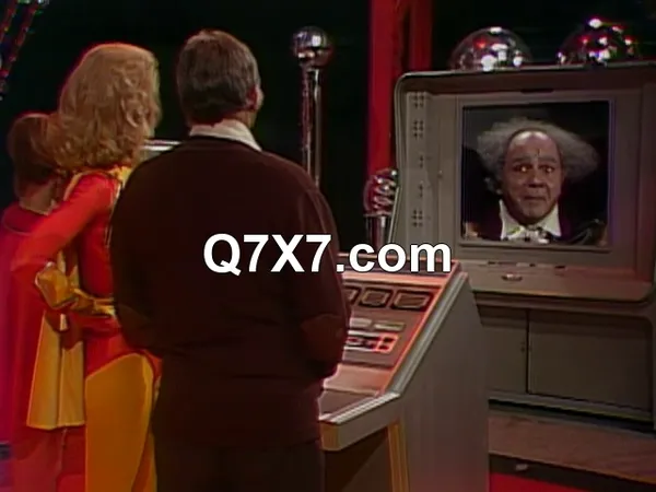 Electralady and DynaHottie (rens TV series in MP4 format) [Lando18]