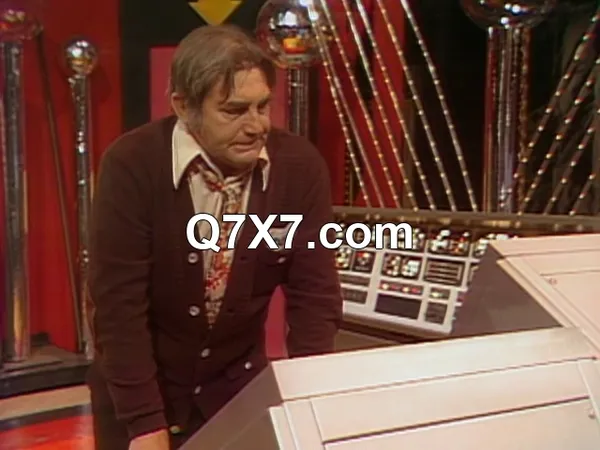 Electralady and DynaHottie (rens TV series in MP4 format) [Lando18]