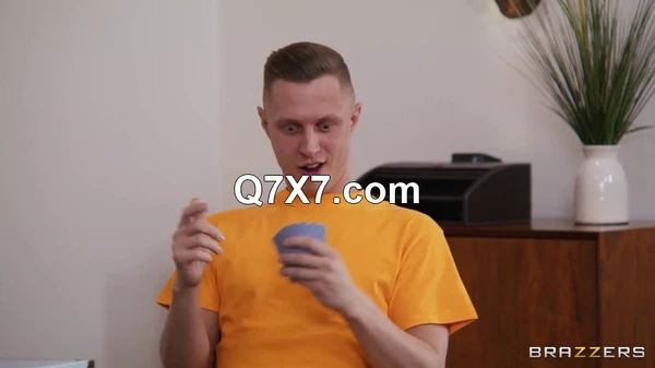 BrazzersExxtra 24 01 27 Cherie Deville Horny Housewife Thirsty For Cum XXX 480p MP4-HEVC