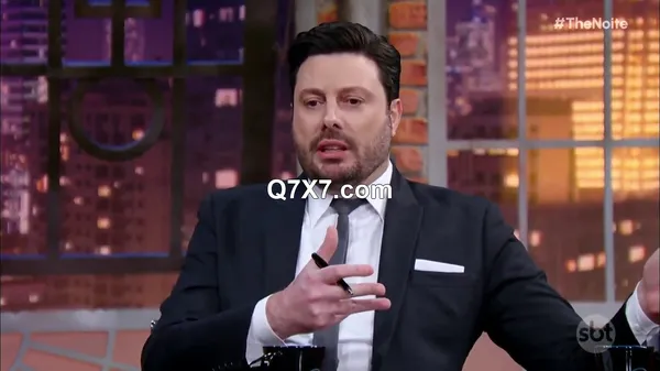 [720p]The.Noite.com.Danilo.Gentili.2024.09.26.WEB.x264-Skylane77.mp4