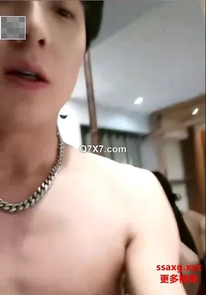 小哥如家酒店约炮眼镜女同事太么骚了一直喷水我都喝饱了