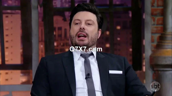 [720p]The.Noite.com.Danilo.Gentili.2024.09.19.WEB.x264-Skylane77.mp4