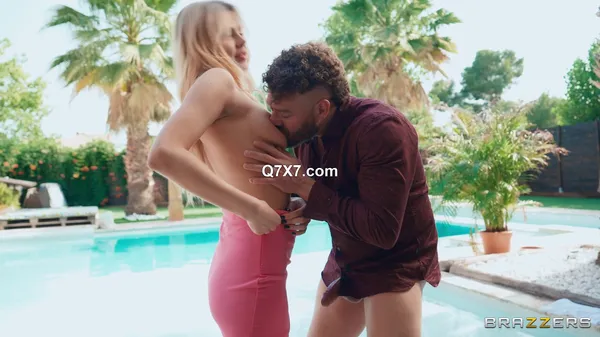 [1080p]BrazzersExxtra 24 09 12 Zlata Shine Watch Out For That Butt Plug XXX MP4-H264