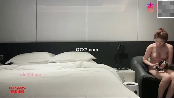 [1080p]新人探花洪七如家酒店约炮可爱型妹妹上位的时候还让我不要动最后给她搞得捂着肚子缓半天