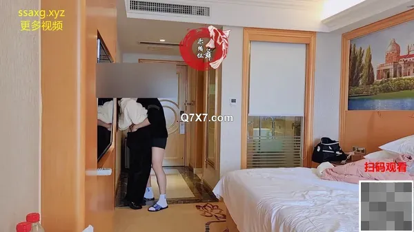 [1080p]推特网黄，巨乳已婚妇女露脸熟女[赤鳞狂舞]系列⑧，多体位多制服，无套内射流精，最真实性爱